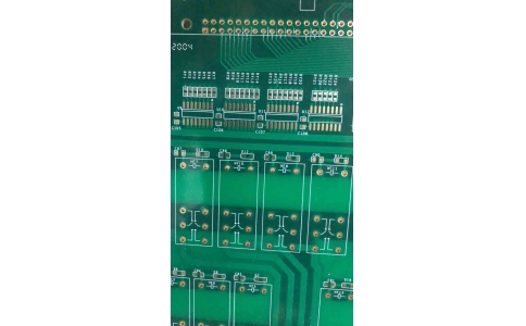 SMT貼片代工如何分辨PCB的質量